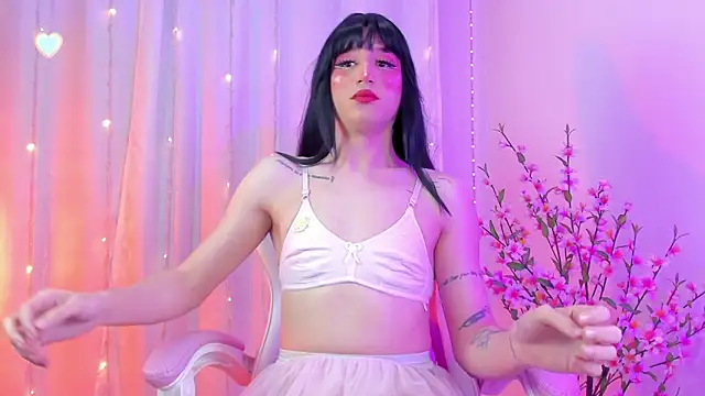 rosseblondee online show from December 22, 8:28 pm