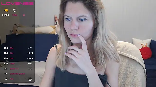 night is dark online show from December 20, 8:34 pm