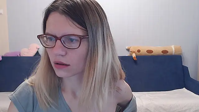 night is dark online show from November 2, 2:41 pm