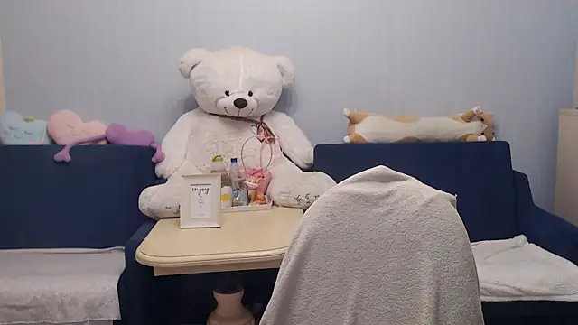 night is dark online show from November 10, 1:54 pm