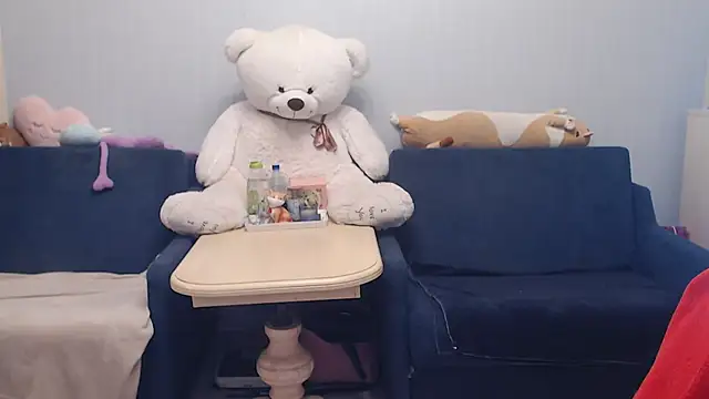 night is dark online show from December 13, 9:42 pm