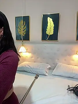 Snapshot of valerie_lya chatting on August 1, 1:21 pm valerie lya online show from August 1, 1:21 pm