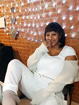 Lilybanx online show from February 12, 7:35 pm