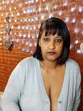 Lilybanx online show from March 2, 6:19 pm