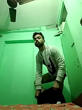 Snapshot of rocky301m chatting on November 26, 7:59 pm rocky301m online show from November 26, 7:59 pm