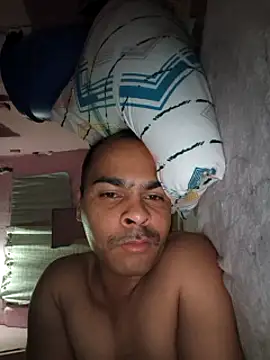 Snapshot of Vickyrajput009 chatting on March 21, 8:18 pm Vickyrajput009 online show from March 21, 8:18 pm