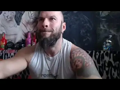 Snapshot of viking_30 chatting on December 31, 10:04 am viking 30 online show from December 31, 10:04 am