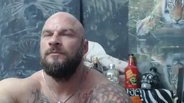 Snapshot of viking_30 chatting on June 11, 5:55 pm viking 30 online show from June 11, 5:55 pm