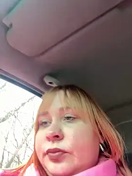 Snapshot of Model9798 chatting on February 7, 11:01 am Model9798 online show from February 7, 11:01 am