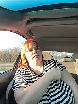 Snapshot of Model9798 chatting on February 25, 2:11 pm Model9798 online show from February 25, 2:11 pm