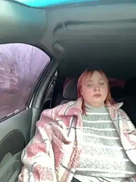 Snapshot of Model9798 chatting on March 13, 11:19 am Model9798 online show from March 13, 11:19 am