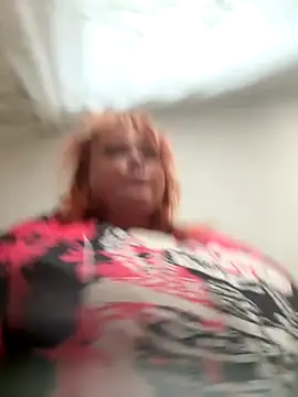 Snapshot of Model9798 chatting on September 19, 5:09 am Model9798 online show from September 19, 5:09 am