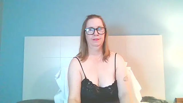 SweetandNaughty1 online show from December 27, 12:01 pm