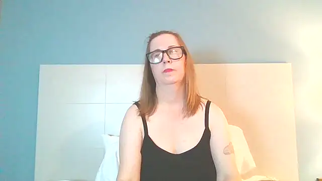 SweetandNaughty1 online show from January 10, 4:54 am