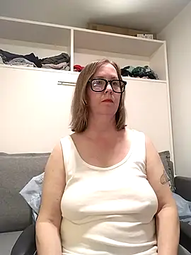 Snapshot of SweetandNaughty1 chatting on February 8, 11:30 pm SweetandNaughty1 online show from February 8, 11:30 pm