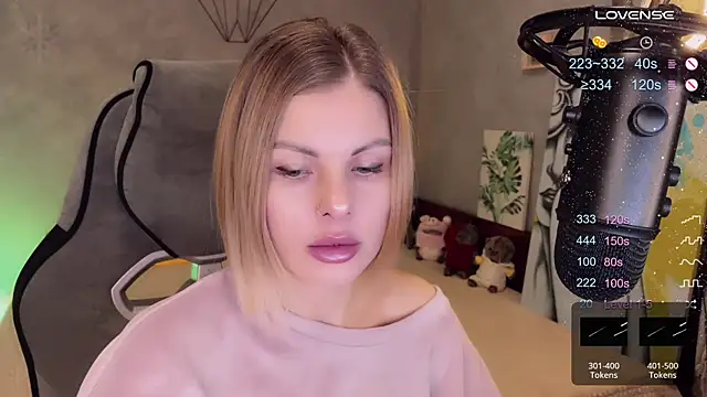 Your Sweet Lilu online show from December 13, 11:34 am