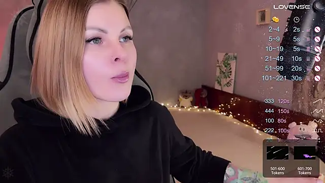 Your Sweet Lilu online show from January 19, 6:21 pm