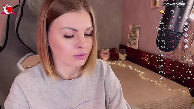 Your Sweet Lilu online show from March 14, 5:02 pm