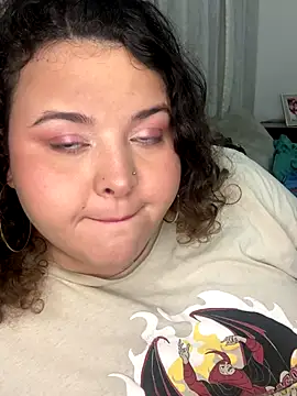 Snapshot of valentinny chatting on November 10, 12:31 am valentinny online show from November 10, 12:31 am