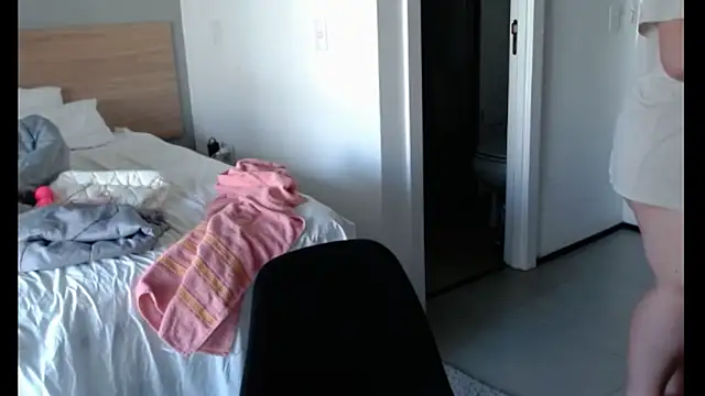 Snapshot of valentinny chatting on March 27, 6:40 pm valentinny online show from March 27, 6:40 pm