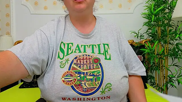 AleshaArabian online show from May 11, 3:34 am