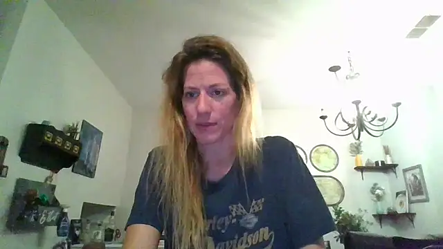 Rhodesxox online show from October 19, 2:12 am