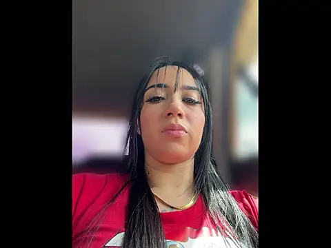 EmmyEvans1 online show from June 14, 6:10 pm