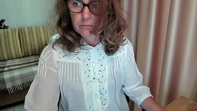 lauraoven online show from July 3, 9:59 am