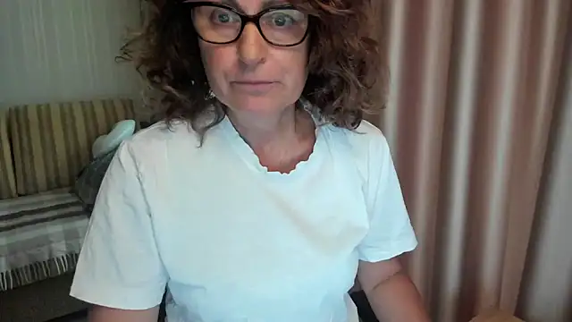 lauraoven online show from July 21, 11:56 am
