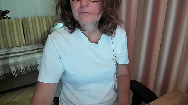 lauraoven online show from July 24, 7:17 am