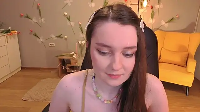 Snapshot of CloudGrace chatting on July 29, 6:17 pm CloudGrace online show from July 29, 6:17 pm