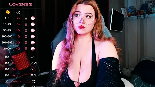Mini Mo online show from April 30, 1:39 pm