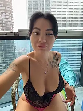 Snapshot of Wet__Bunny chatting on July 26, 6:21 am Wet Bunny online show from July 26, 6:21 am