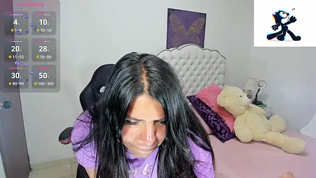 Snapshot of Karlathompson chatting on February 20, 1:25 am Karlathompson online show from February 20, 1:25 am