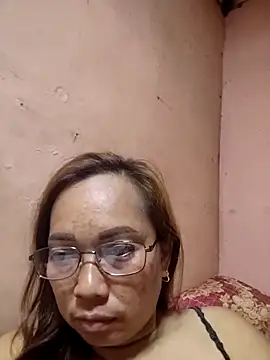 asianwet4u online show from October 28, 6:17 am