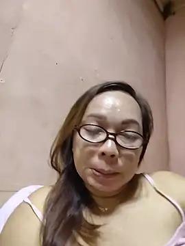 asianwet4u online show from August 4, 3:10 am