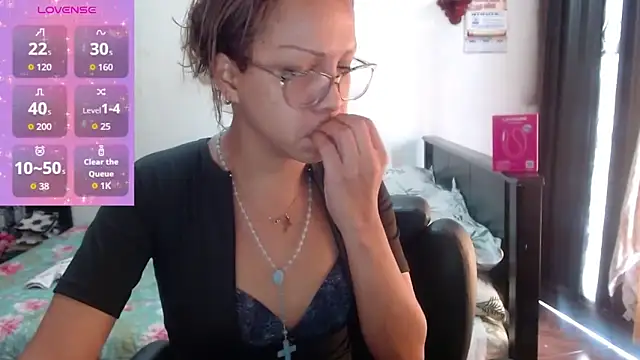 sensual nataliee online show from June 7, 3:38 pm