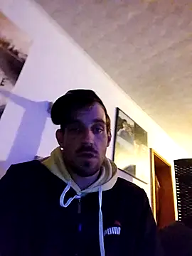 Snapshot of Codymc89 chatting on October 3, 12:07 am Codymc89 online show from October 3, 12:07 am