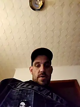 Snapshot of Codymc89 chatting on October 17, 8:33 pm Codymc89 online show from October 17, 8:33 pm