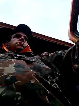 Snapshot of Codymc89 chatting on October 27, 8:18 am Codymc89 online show from October 27, 8:18 am