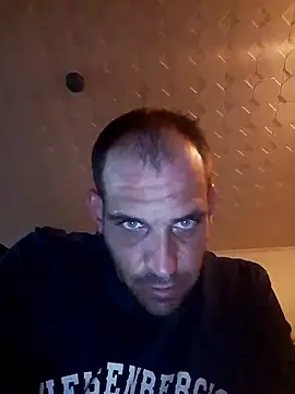 Codymc89 online show from May 6, 5:29 pm