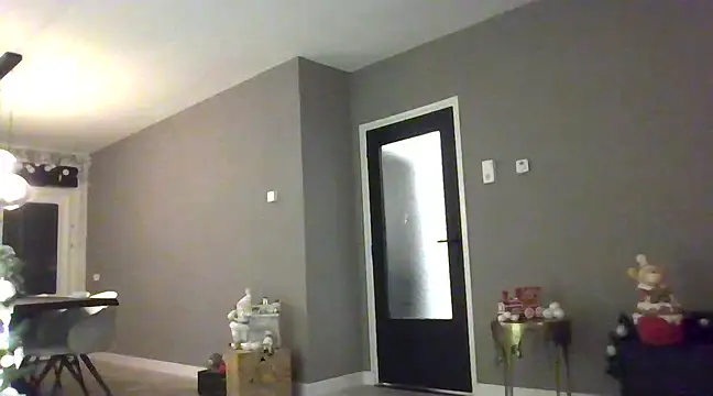 avajade online show from December 3, 6:38 pm