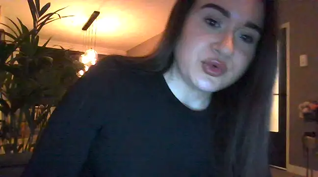 avajade online show from February 19, 7:05 pm