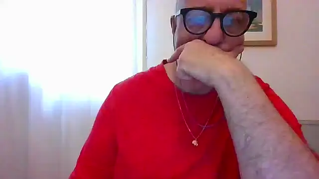 Snapshot of ANONIMO7735 chatting on June 1, 4:20 pm ANONIMO7735 online show from June 1, 4:20 pm