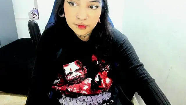 Snapshot of pink_dustt chatting on October 19, 12:44 am pink dustt online show from October 19, 12:44 am