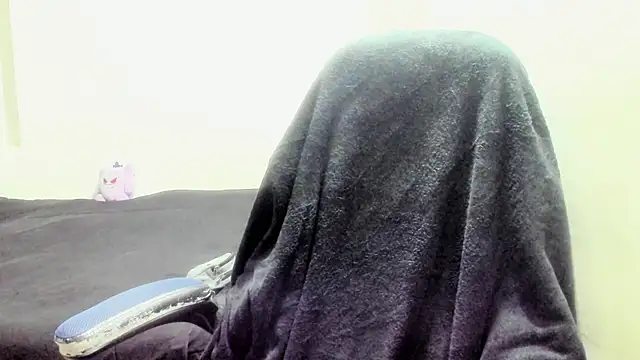 Snapshot of pink_dustt chatting on April 3, 6:11 am pink dustt online show from April 3, 6:11 am