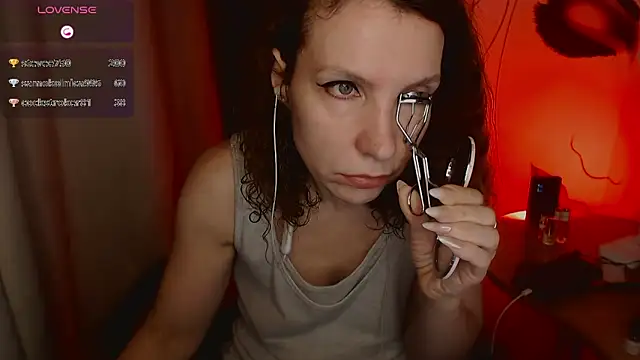 JohansonKatie online show from January 9, 2:11 am