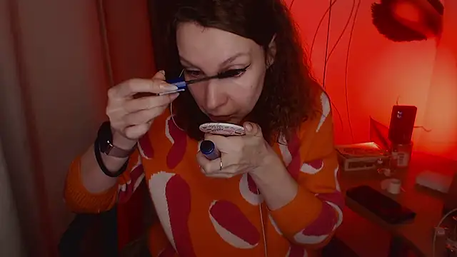 JohansonKatie online show from January 13, 2:39 am