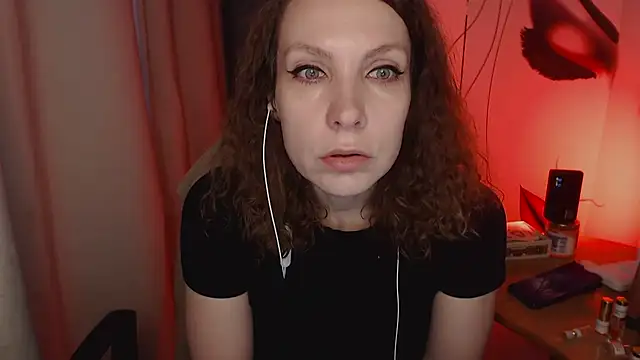 JohansonKatie online show from January 13, 6:38 am