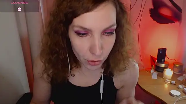 JohansonKatie online show from February 9, 12:52 pm